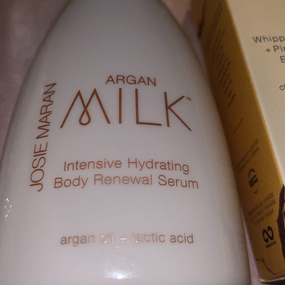 Josie Maran Argan Milk Hydrating Body Renewal Serum+Pore Cleansing Mask+Headband - Picture 2 of 6